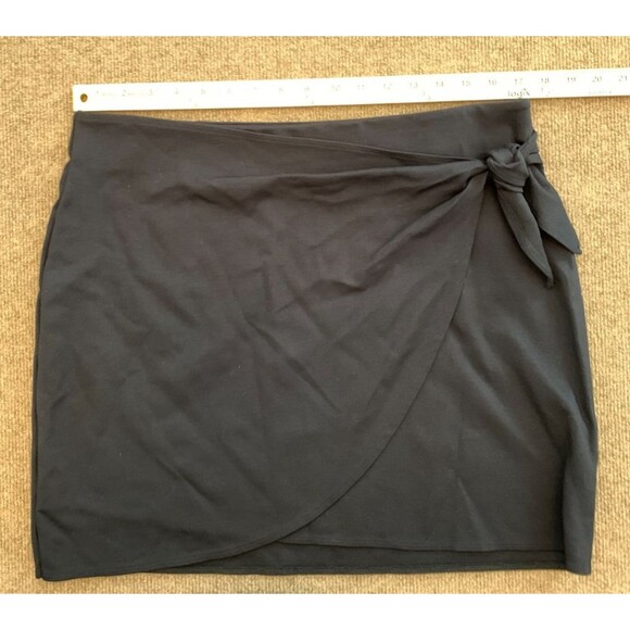 Ann Taylor LOFT Skirt Womens LP Petite Mini Wrap Style Ponte Office Academia - Picture 4 of 7